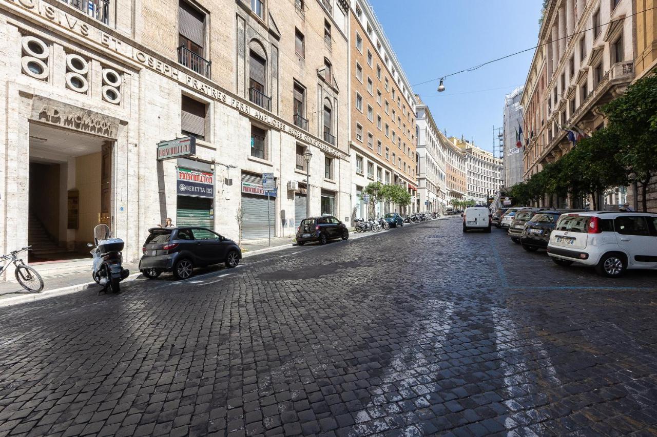 Spa Apartment Via Barberini روما المظهر الخارجي الصورة