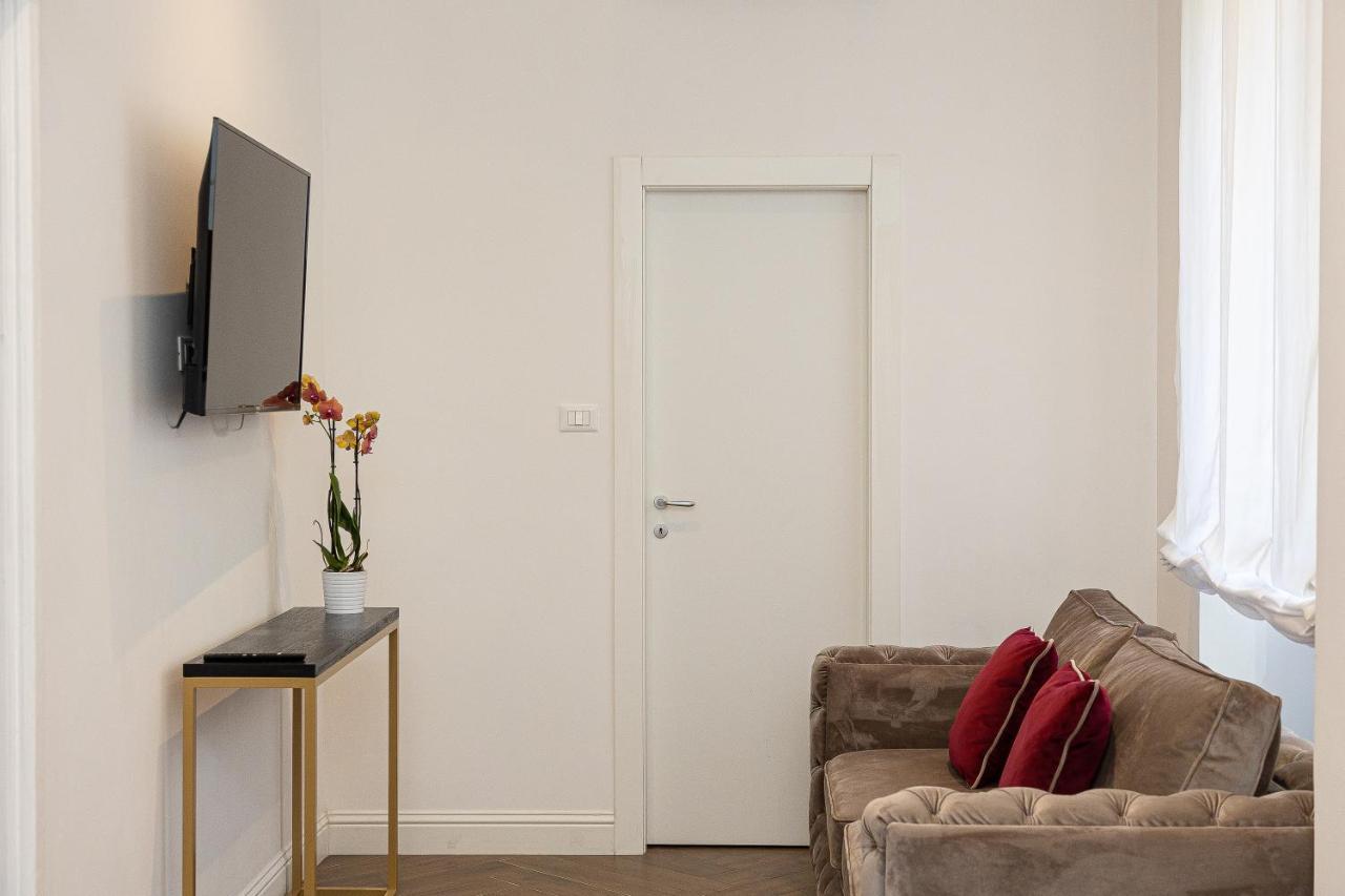 Spa Apartment Via Barberini روما المظهر الخارجي الصورة