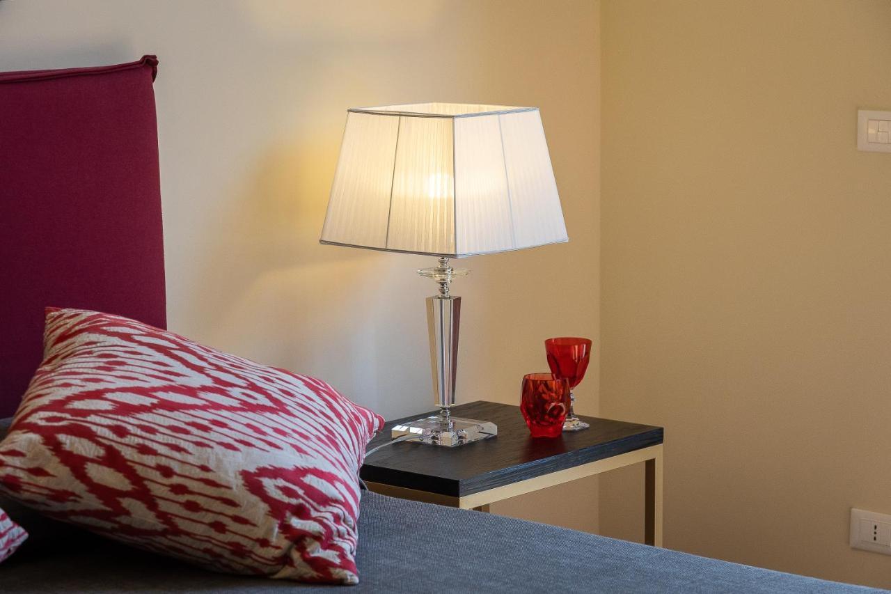 Spa Apartment Via Barberini روما المظهر الخارجي الصورة