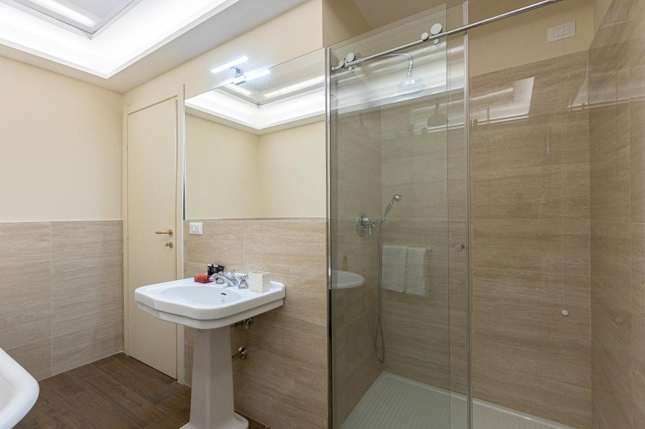 Spa Apartment Via Barberini روما المظهر الخارجي الصورة